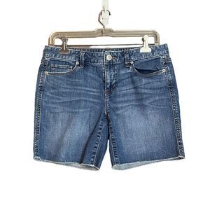 3 for $30! Loft medium wash jean shorts with frayed ends. Size 27